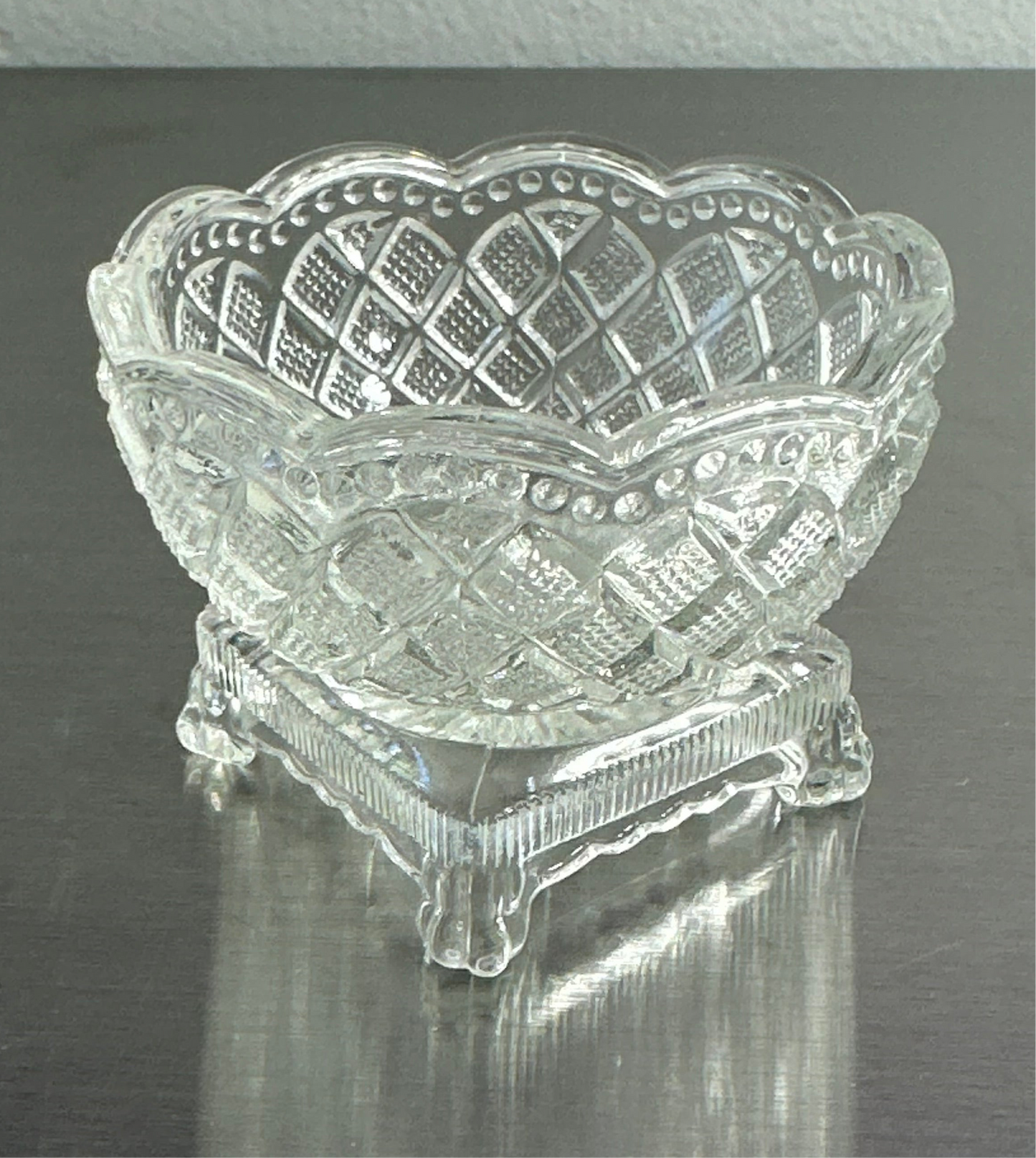 Avon By Fostoria Footed Glass Trinket Bowl Vintage ~ Diamond Lattice Scalloped