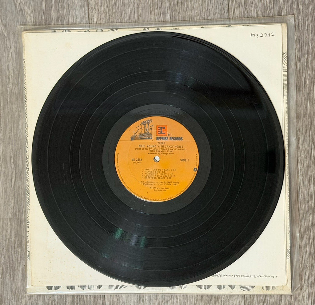 NEIL YOUNG & Crazy Horse Zuma LP Record 1975 Vinyl Reprise MS 2242 VG+