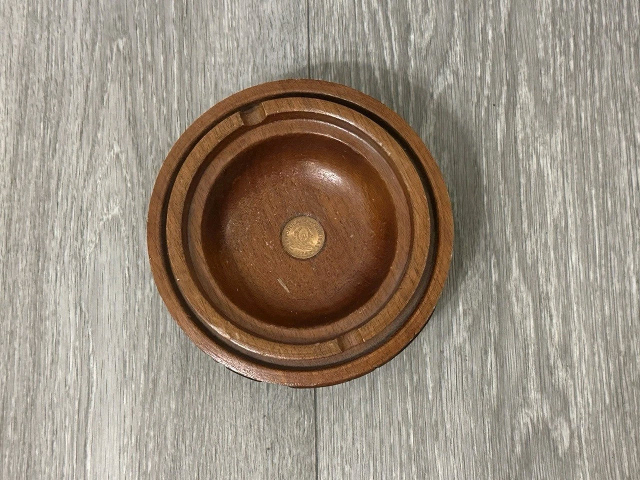 Republic De Honduras Vintage Hand Carved Wood Coin Ashtray 