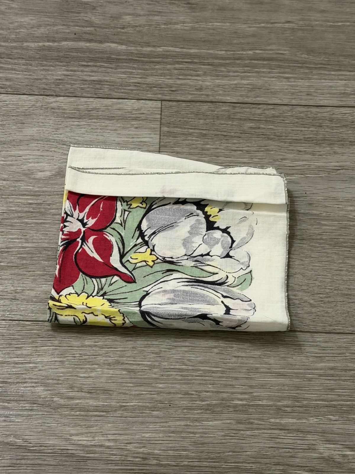 Womens Vintage Boho Floral Easter Spring Flowers Hankie, Handkerchief 11.5 X 11”