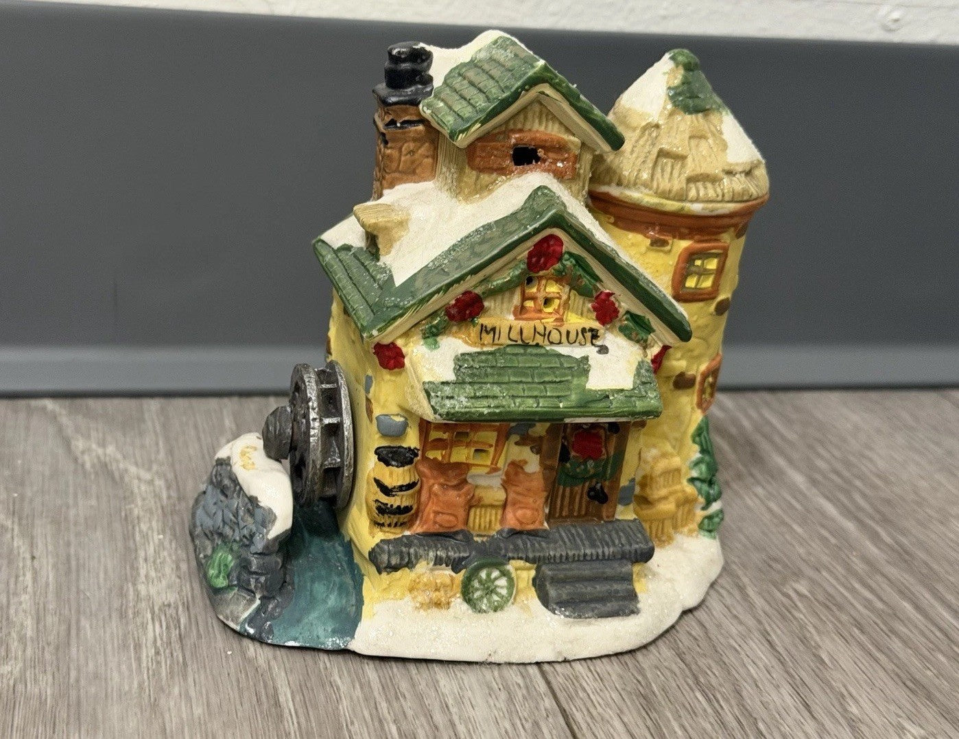 COBBLESTONE CORNERS 2004 Windham Lighted Mill House - PreOwned