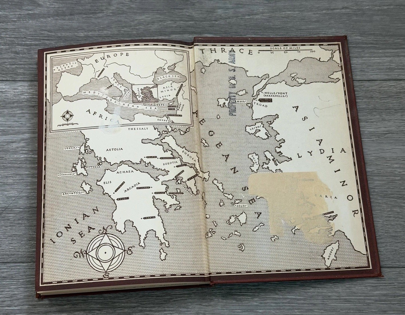 The World of Odysseus by M.I. Finley Hardcover 1954 Fair Condition Viking Press