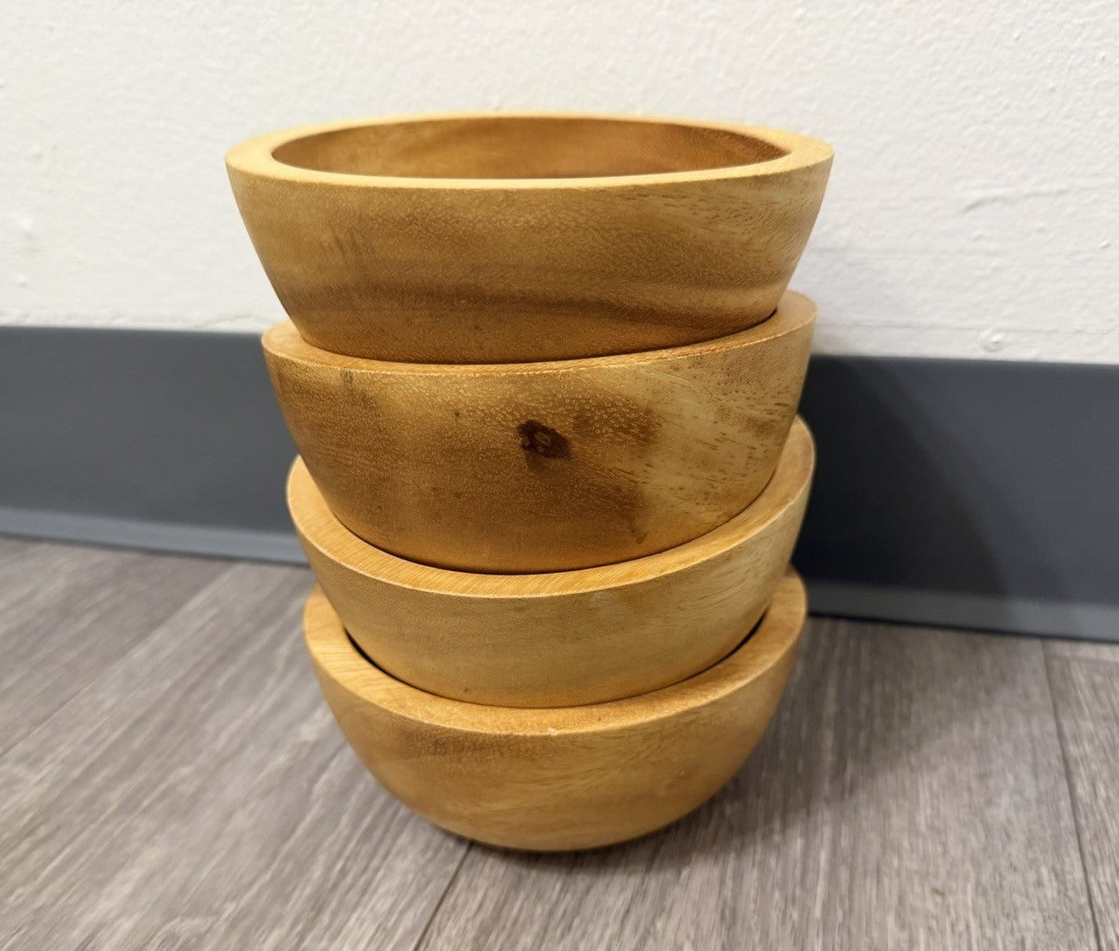 Wooden Bowels Set Of 4 Light Wood 5.75” Diameter 2.5” Tall