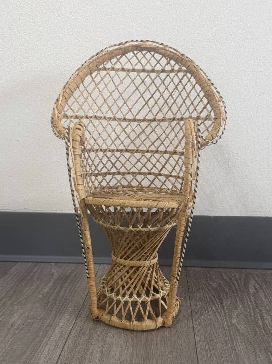 Peacock Chair Doll Chair/Plant Stand Boho Décor Wicker Rattan 16.5” Tall DAMAGED