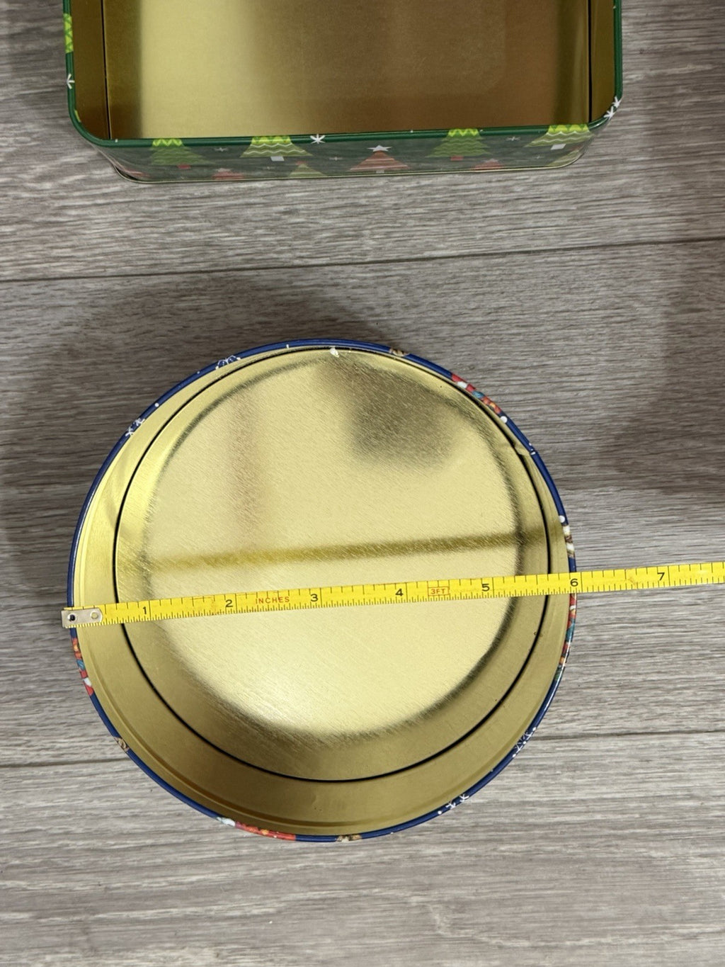 2 Christmas Tins Rnd & Rectangle 6” Diameter & 6.5”x 4.25” Used Great Condition