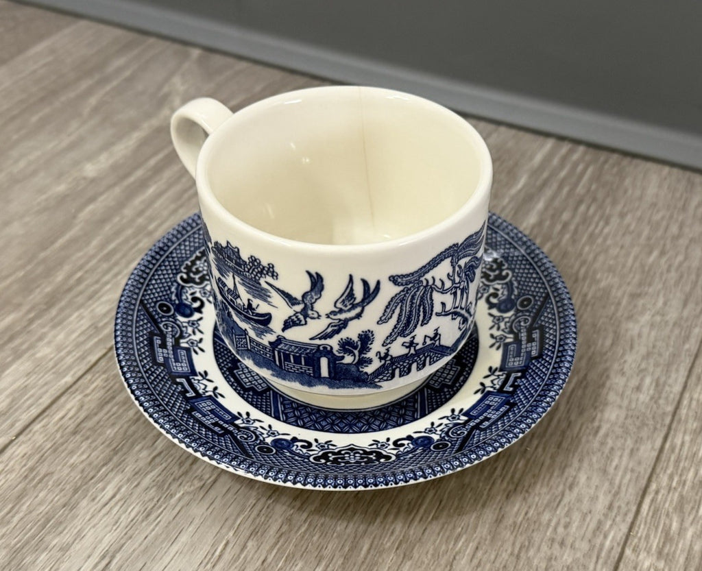 Churchill England Blue Willow Ceramic Teacup & Saucer England HAIRLINE CRACK