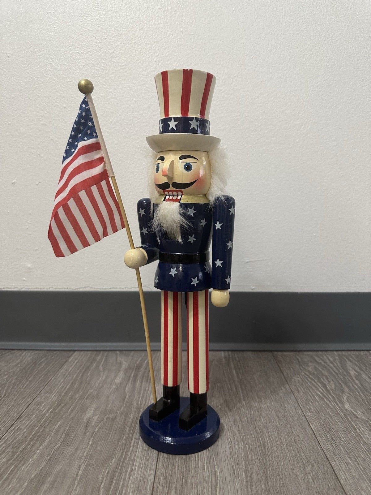 Americana Stars & Stripes Nutcracker Red White & Blue American Flag 14 3/4” EUC