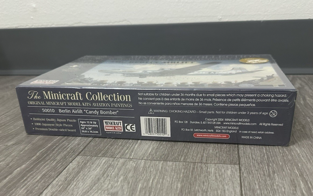 THE Minicraft Collection THE BERLIN AIRCRAFT “Candy Bomber” Puzzle 1000 PCS
