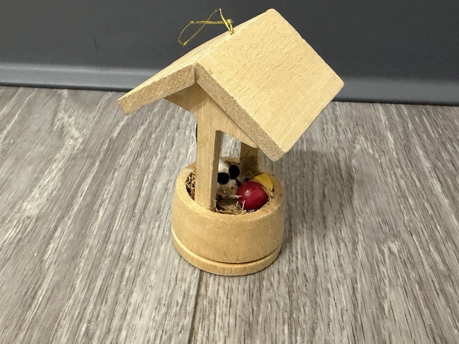 Vintage Wood Wishing Well Christmas Ornament With Mouse Cheese And Apple