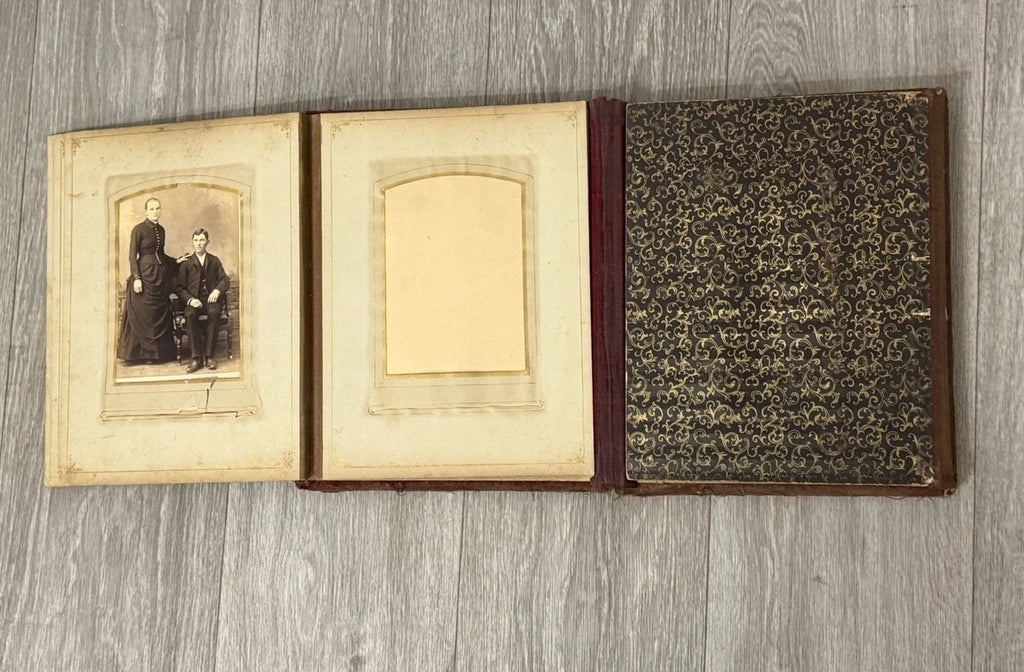 Antique Velvet Victorian Family Photo Album W/ Cabinet - Cards - Clasp - 1880’s