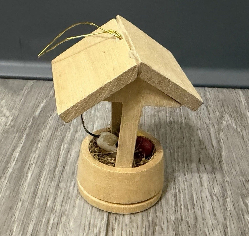 Vintage Wood Wishing Well Christmas Ornament With Mouse Cheese And Apple