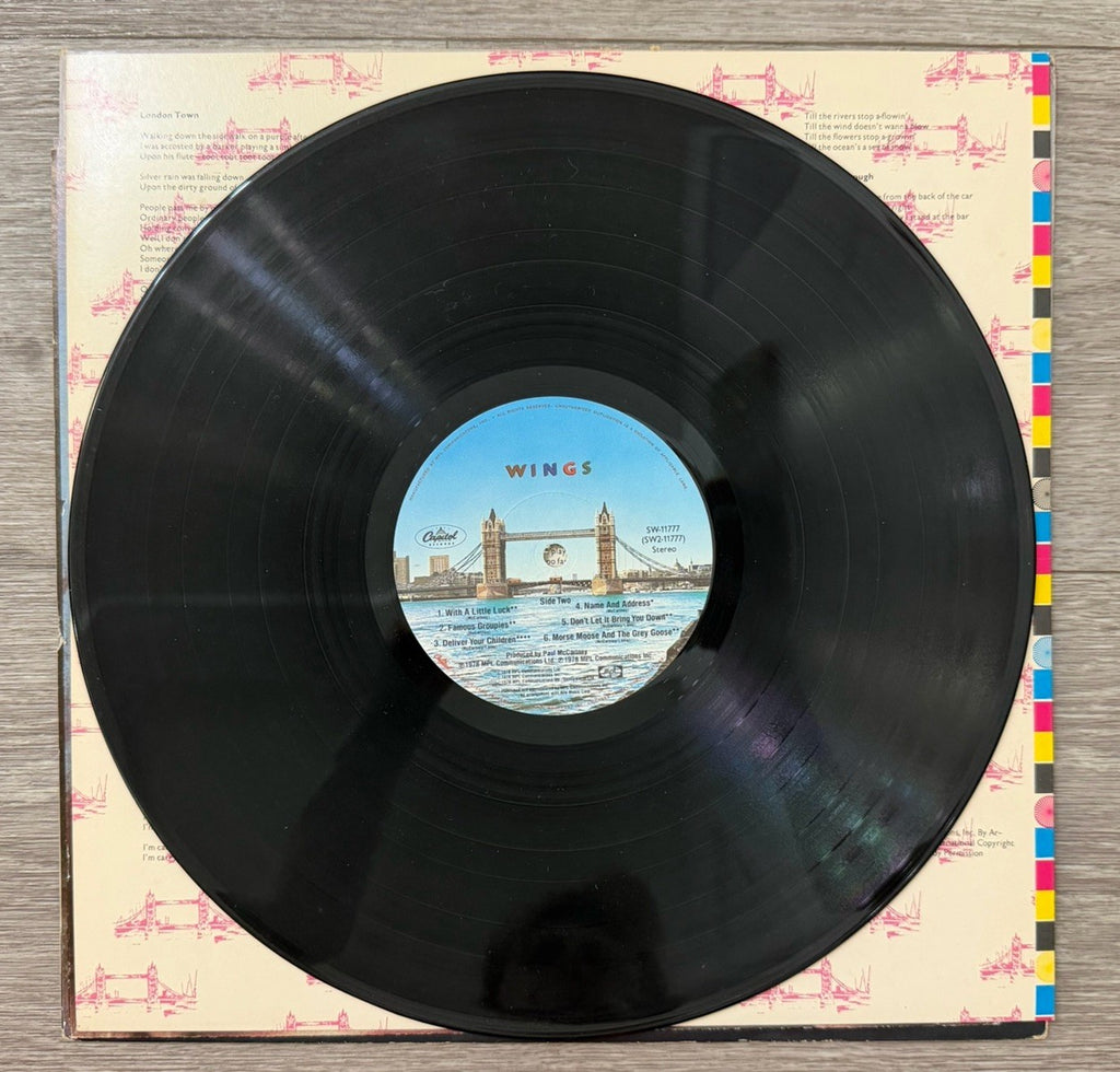 London Town SW-11777 with Poster VG/G+