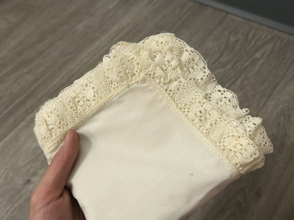 Vintage Handkerchief Crochet Edge 23" square approx. Floral Edge