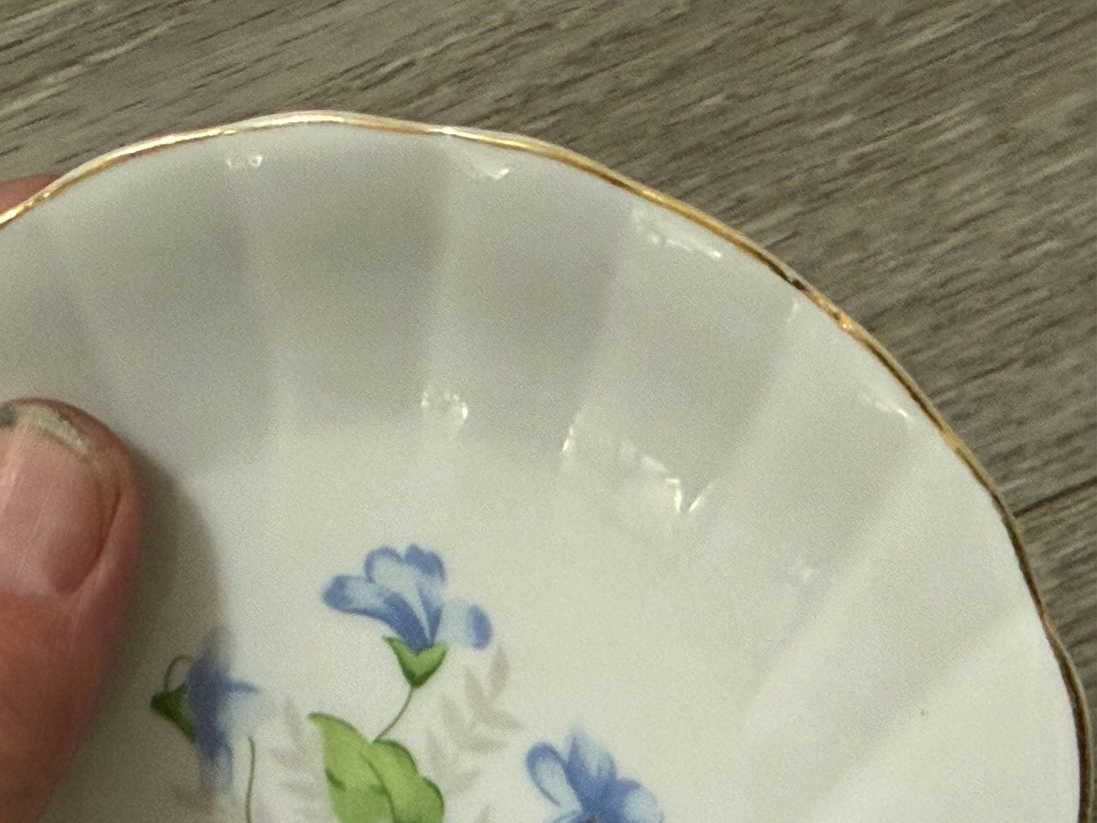 Vintage Apex Sea Clam Shell Gold Rim Blue Flowers Ceramic Trinket Dish