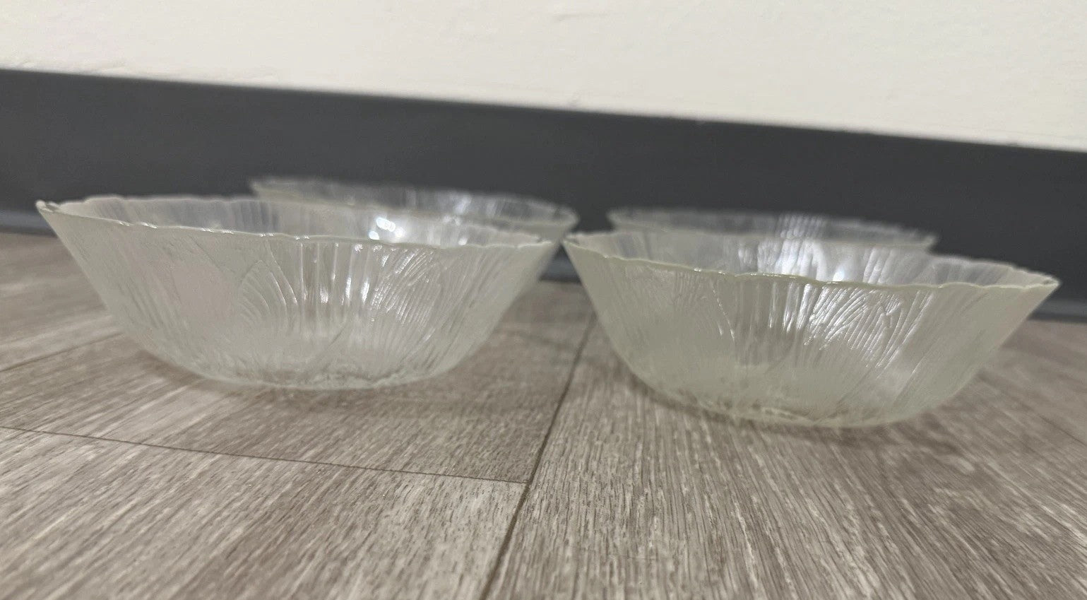 Set of 4 Arcoroc USA Glass Canterbury Crocus 6.25" Cereal/Salad Bowls - textured