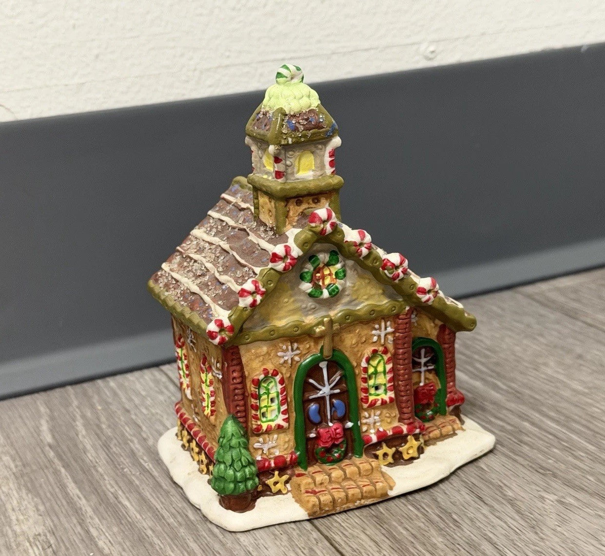 Ginger Frost Lane 2005 Christmas House Church Porcelain Ceramic 5” Tall