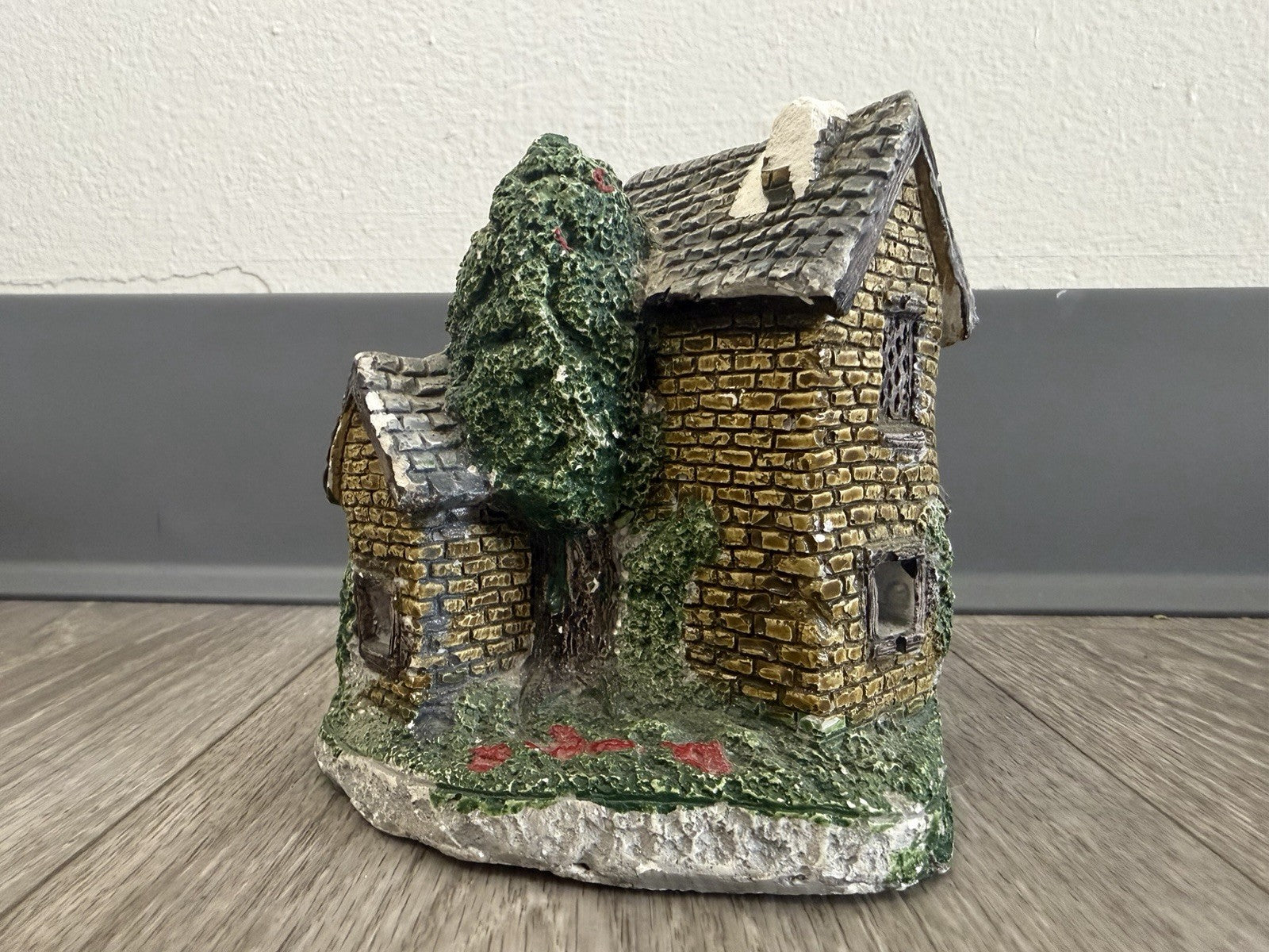 Ivy Cottage Lighted Cottage Charmers Handpainted Handcrafted BROKEN