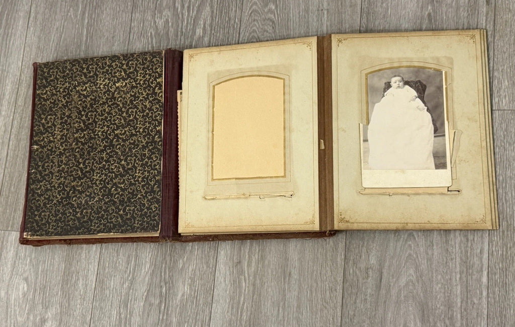 Antique Velvet Victorian Family Photo Album W/ Cabinet - Cards - Clasp - 1880’s