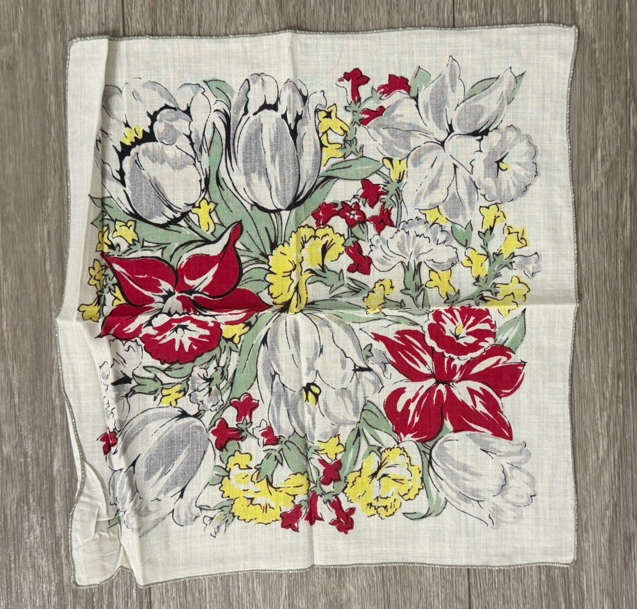 Womens Vintage Boho Floral Easter Spring Flowers Hankie, Handkerchief 11.5 X 11”