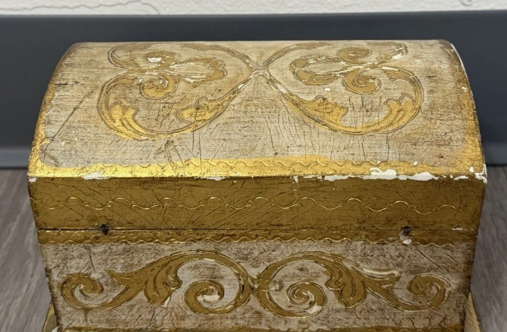 Vintage Domed Wood Gold Gilt Italian Florentine Footed Trinket Box 8”x5”x4.75”