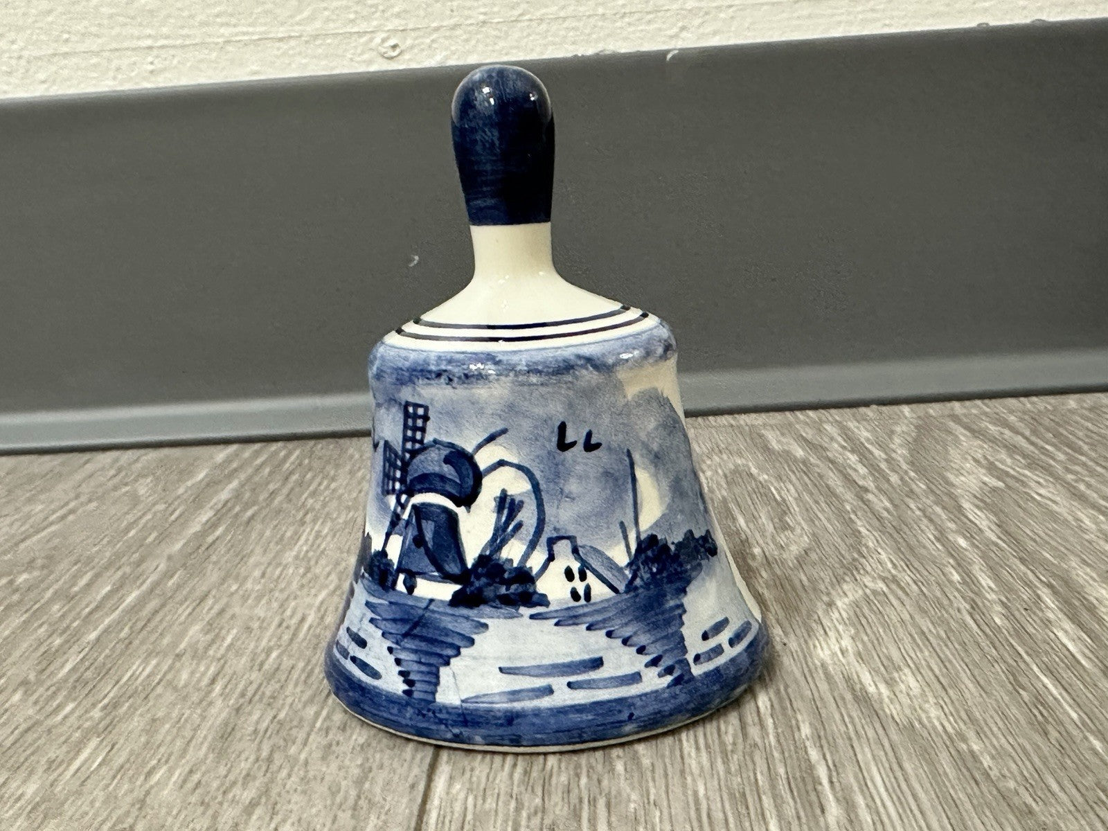 Vintage DELFTt Holland Blue and White Hand-Painted Windmill Leaf Bell 3”