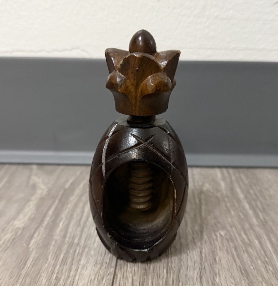 VINTAGE CARVED WOOD PINEAPPLE HAND HELD NUT CRACKER