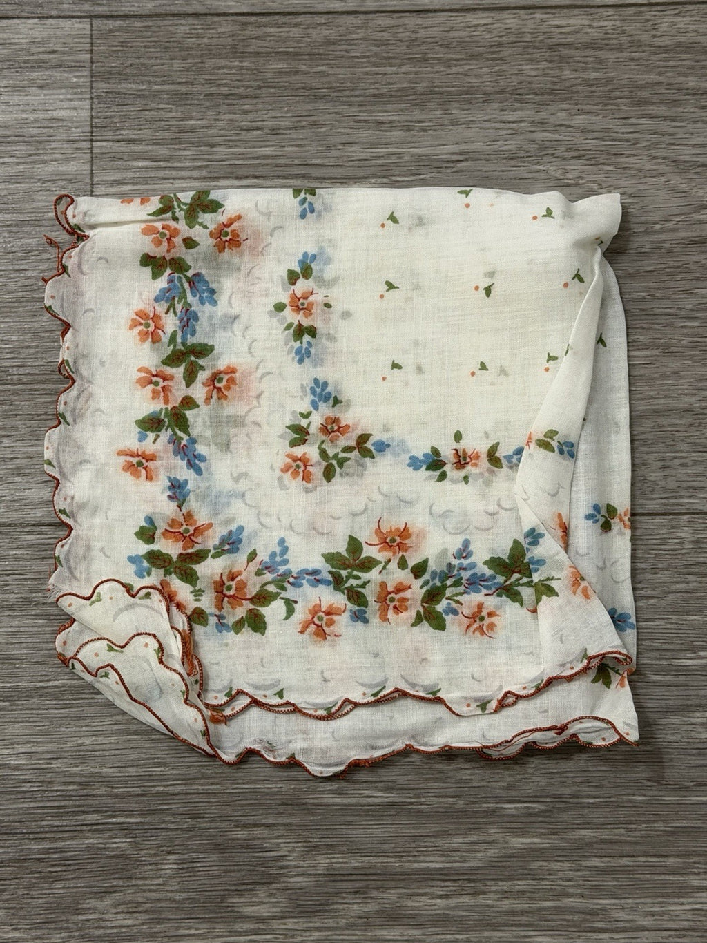 Beautiful & Delicate Tiny Flowers Boho Vintage Floral Wedding Handkerchief 13.5”
