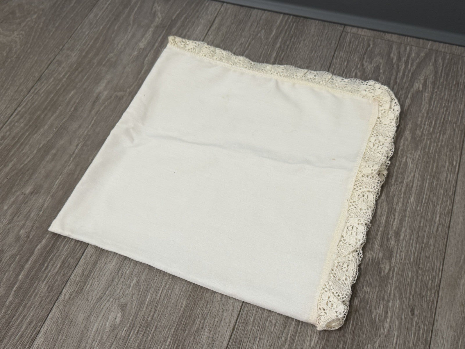 Vintage Handkerchief Crochet Edge 23" square approx. Floral Edge