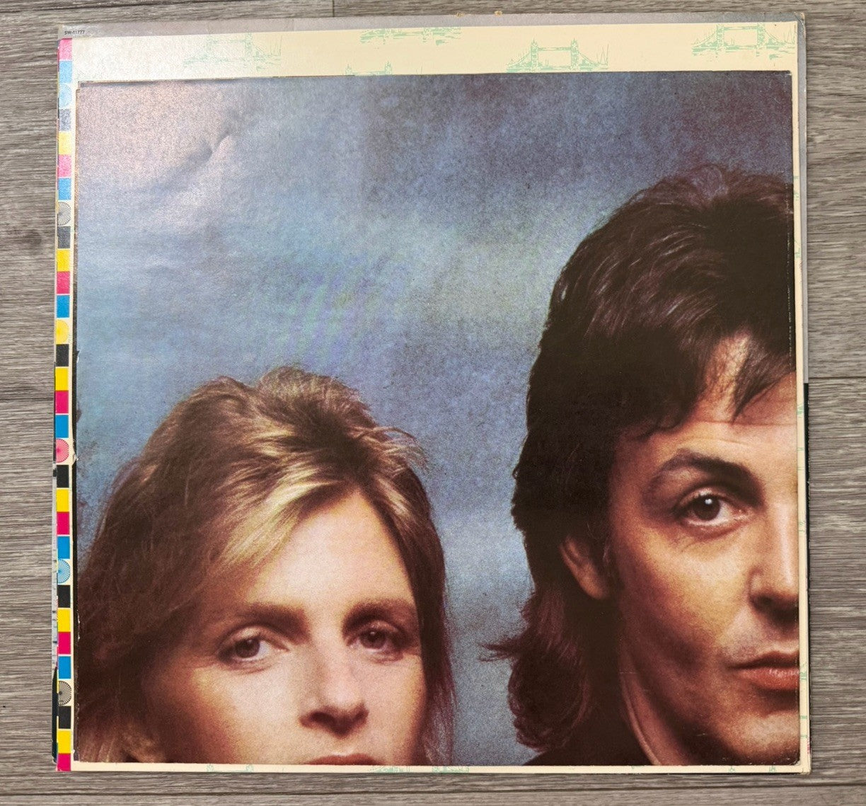 London Town SW-11777 with Poster VG/G+