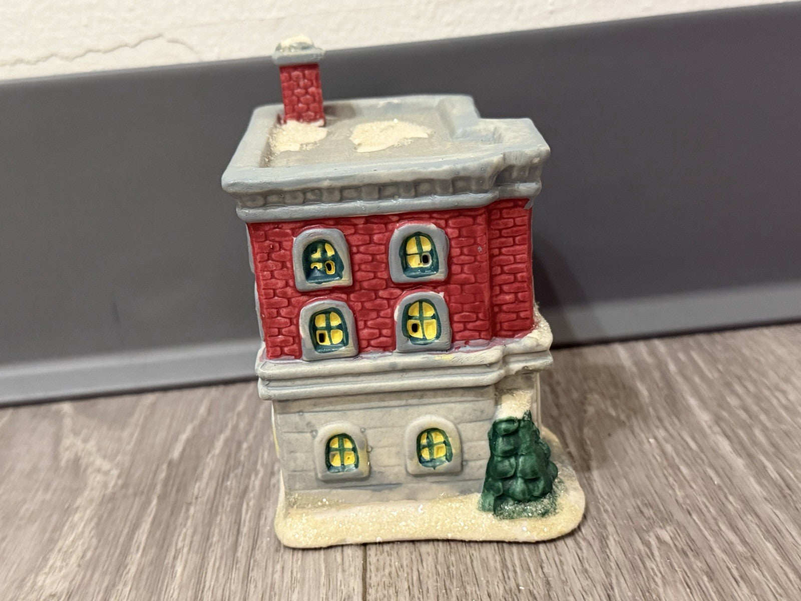 Vintage 2004 Christmas Village Fire House Figurine 
