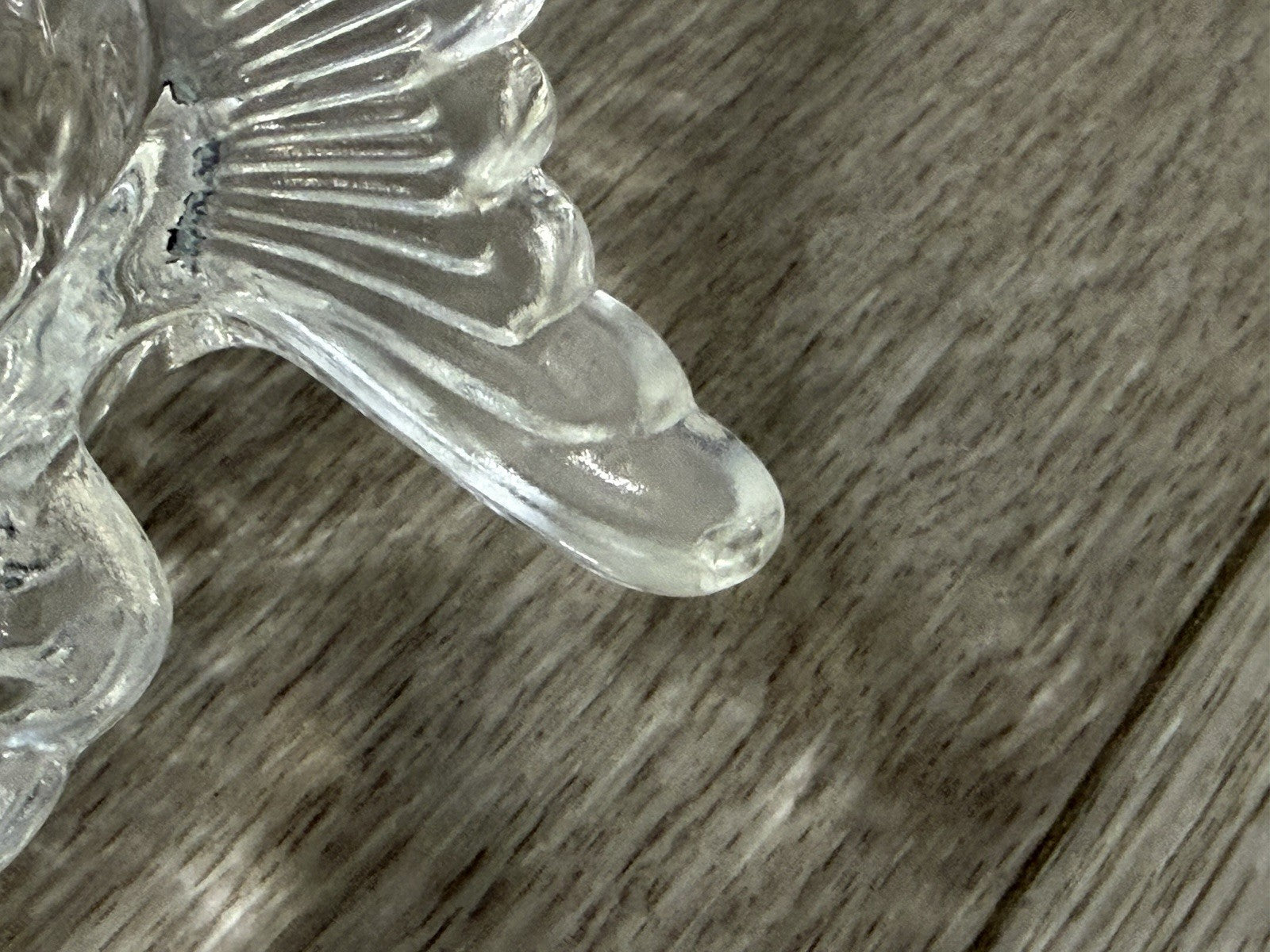 4 Glass Fish Shaped Appetizer Plates