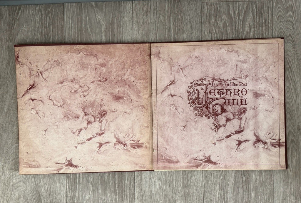JETHRO TULL "Living In The Past" Double 2-LP Chrysalis Records 2CH 1035 booklet