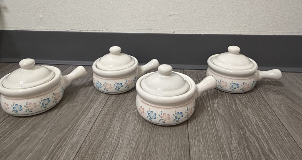 Vintage French Onion Soup Crock Bowl W/ Lid & Handle Blue Pink Flowers Set Of 4
