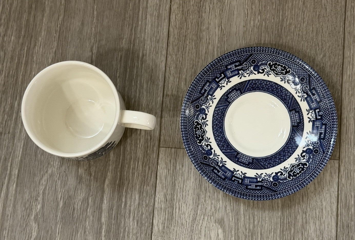 Churchill England Blue Willow Ceramic Teacup & Saucer England HAIRLINE CRACK