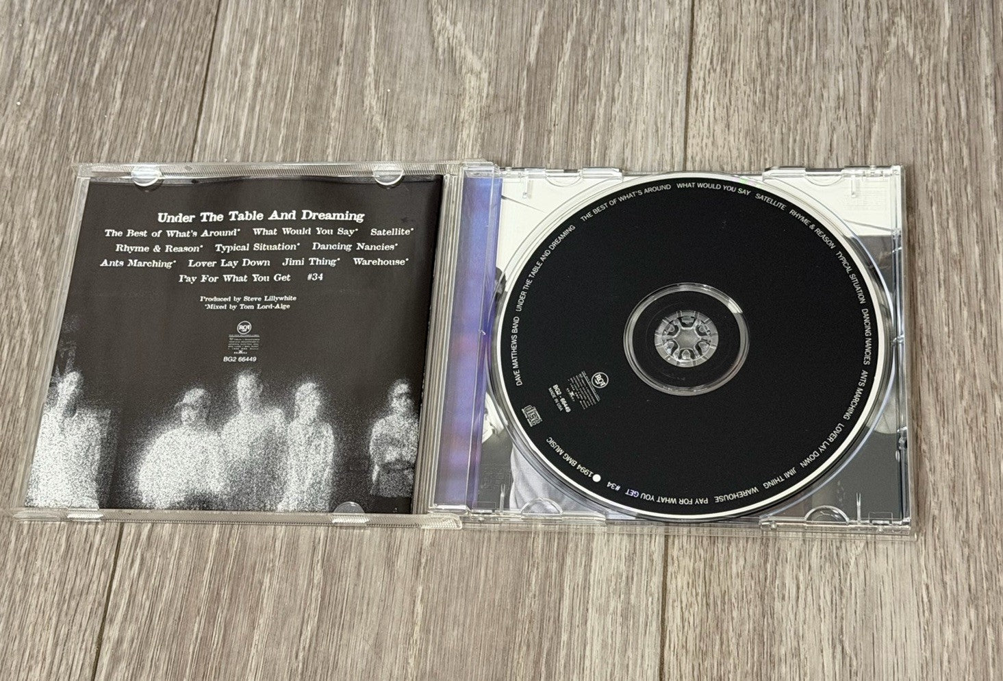 Under The Table And Dreaming By The Dave Matthews Band (1994) CD