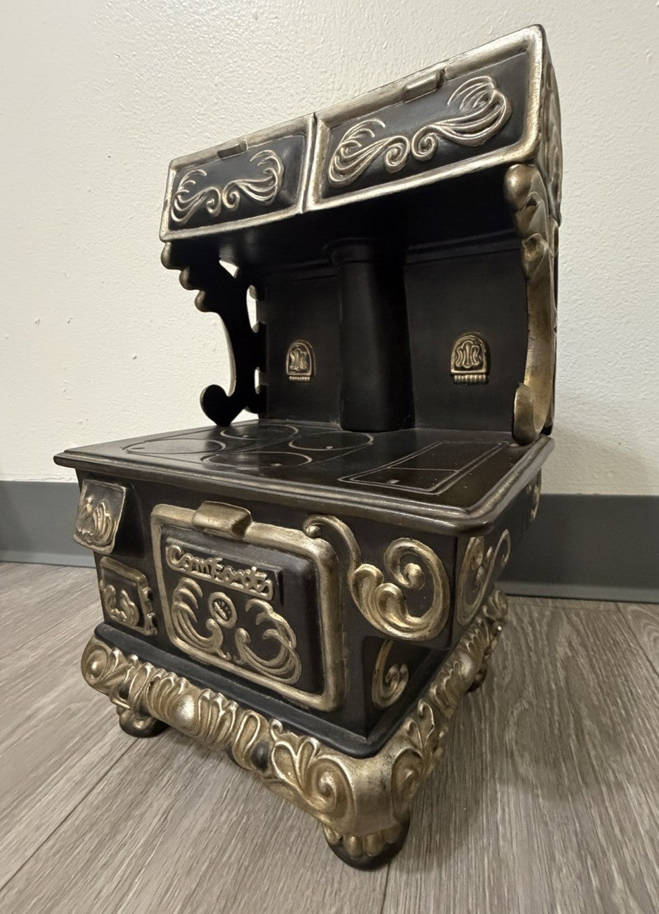 Vintage Arnel's Ceramic "Comfort" Stove – 14" Tall Mid-Century Pottery Decor