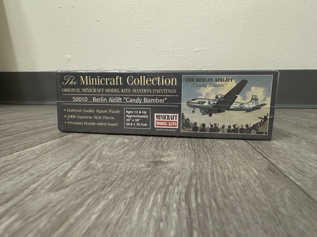 THE Minicraft Collection THE BERLIN AIRCRAFT “Candy Bomber” Puzzle 1000 PCS