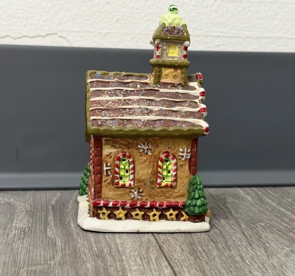 Ginger Frost Lane 2005 Christmas House Church Porcelain Ceramic 5” Tall