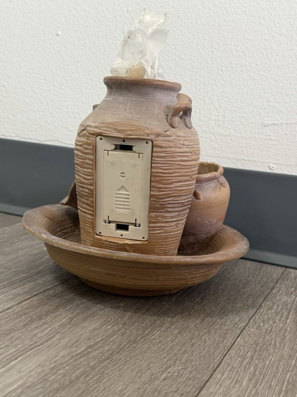 Tabletop Water Fountain Rustic Faux Pottery Sculpture– Folk Art Decor
