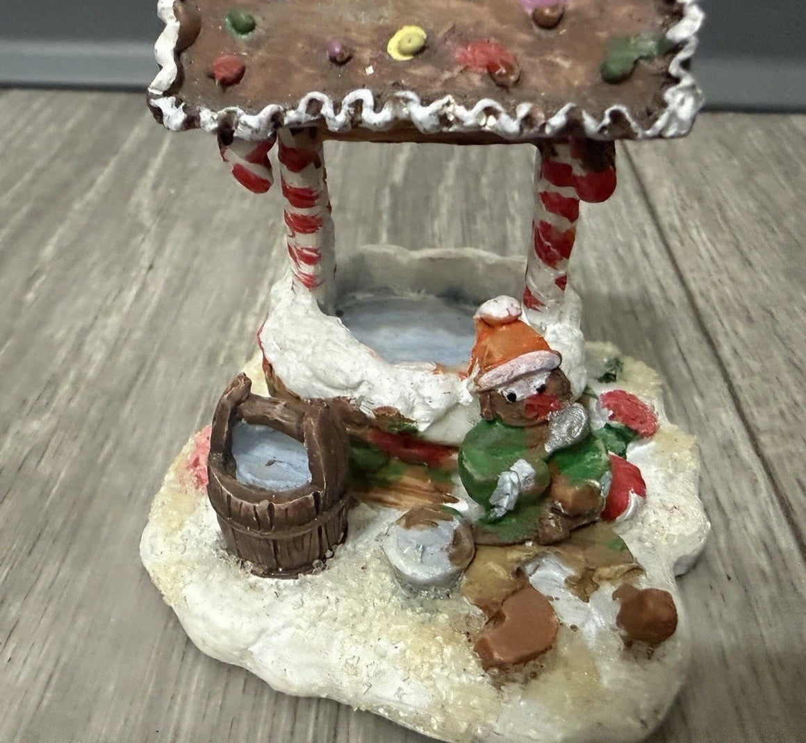 Vintage 2005 Gingerfrost Lane Christmas Village Accessories Wishing Well 3 Inch