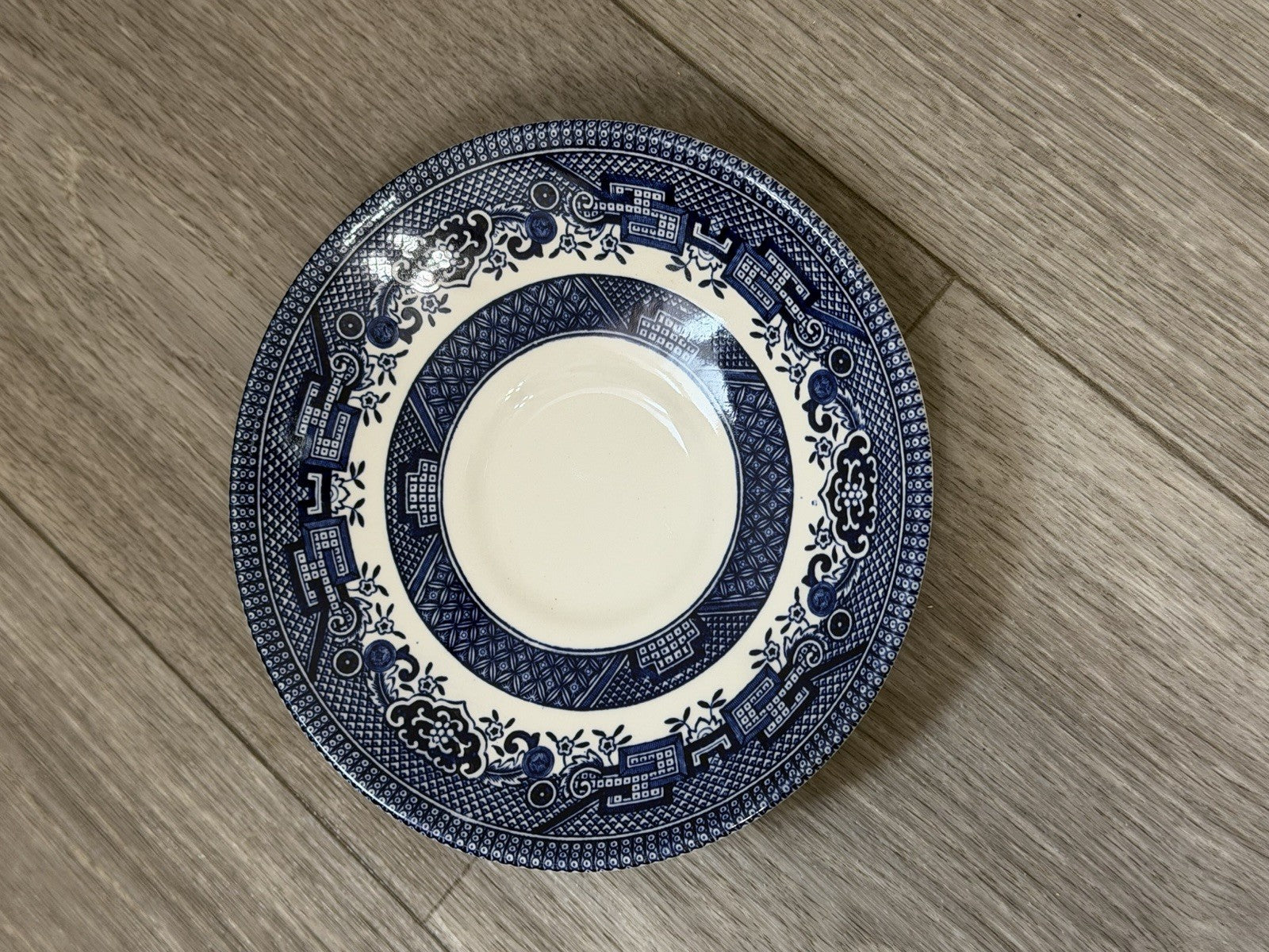 Churchill England Blue Willow Ceramic Teacup & Saucer England HAIRLINE CRACK