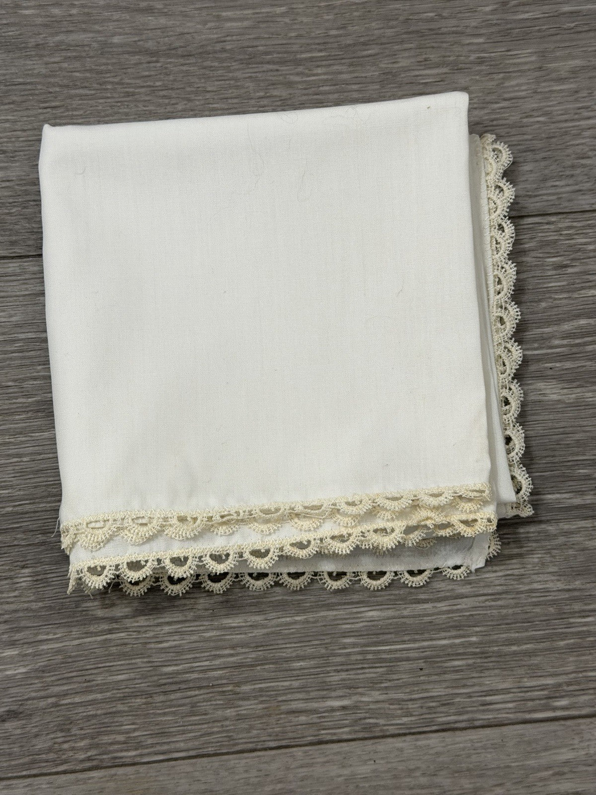 Vintage Handkerchief Crochet Edge 21.5" square approx. unbranded & ordinary
