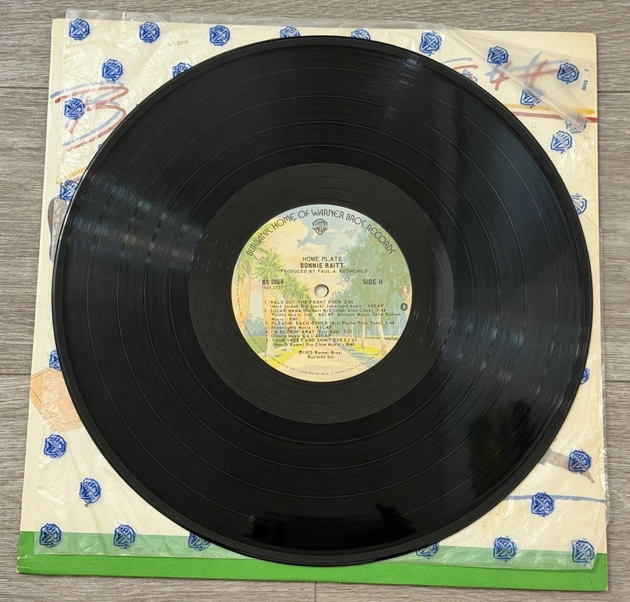 Bonnie Raitt Home Plate LP 1975 Warner Brothers Inner Sleeve Run Like A Thief