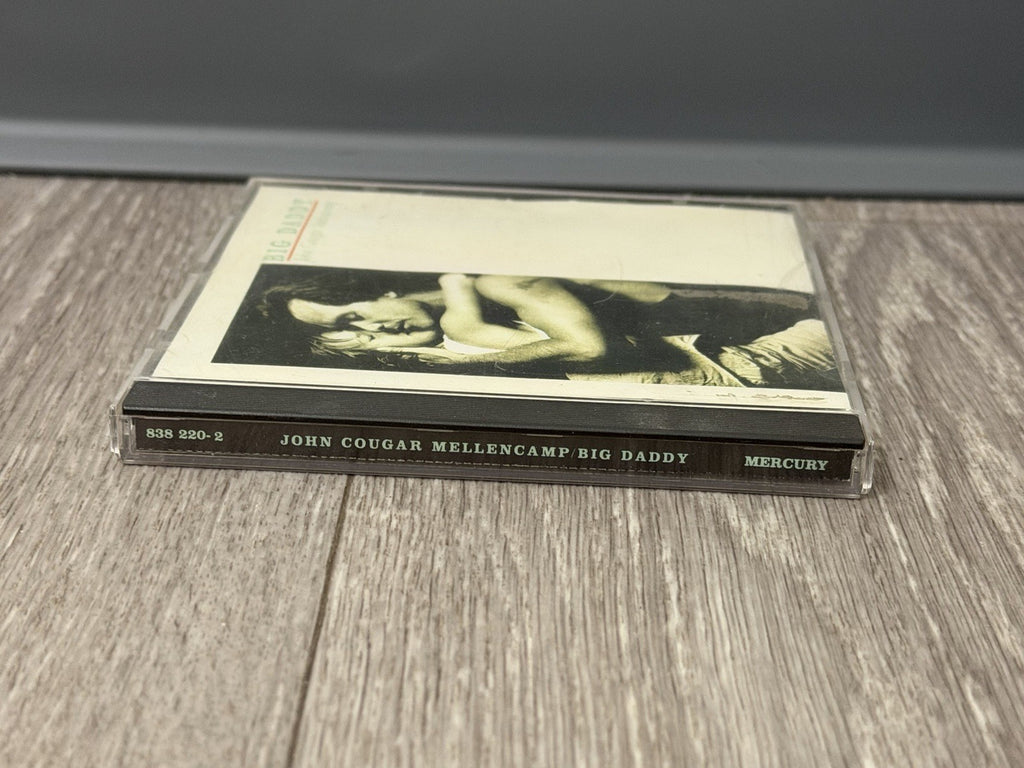 John Cougar Mellencamp  ‎– Big Daddy   (Box C636)
