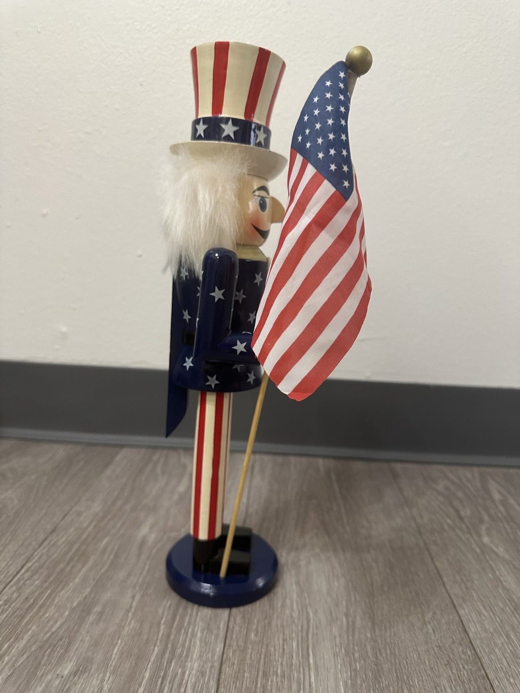 Americana Stars & Stripes Nutcracker Red White & Blue American Flag 14 3/4” EUC