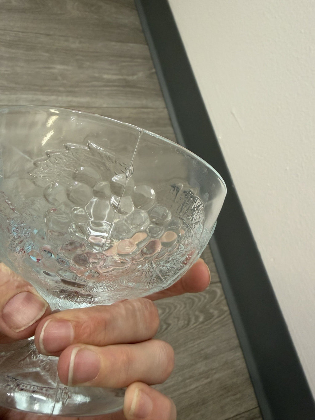 Vintage Footed Glass Bowl W/ Apples & Grapes Fruit Design Holiday Candy Dish