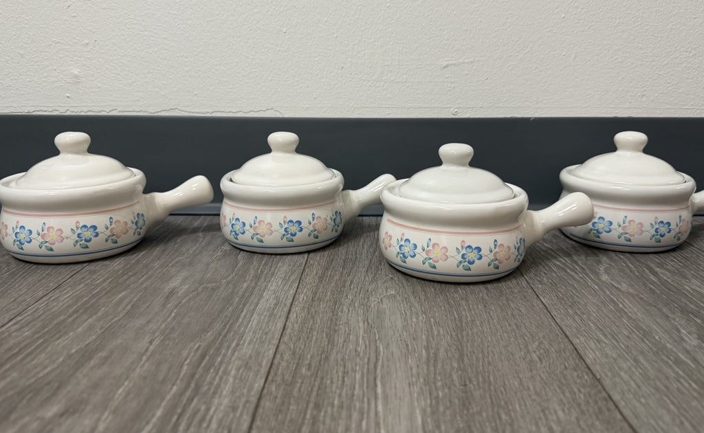 Vintage French Onion Soup Crock Bowl W/ Lid & Handle Blue Pink Flowers Set Of 4