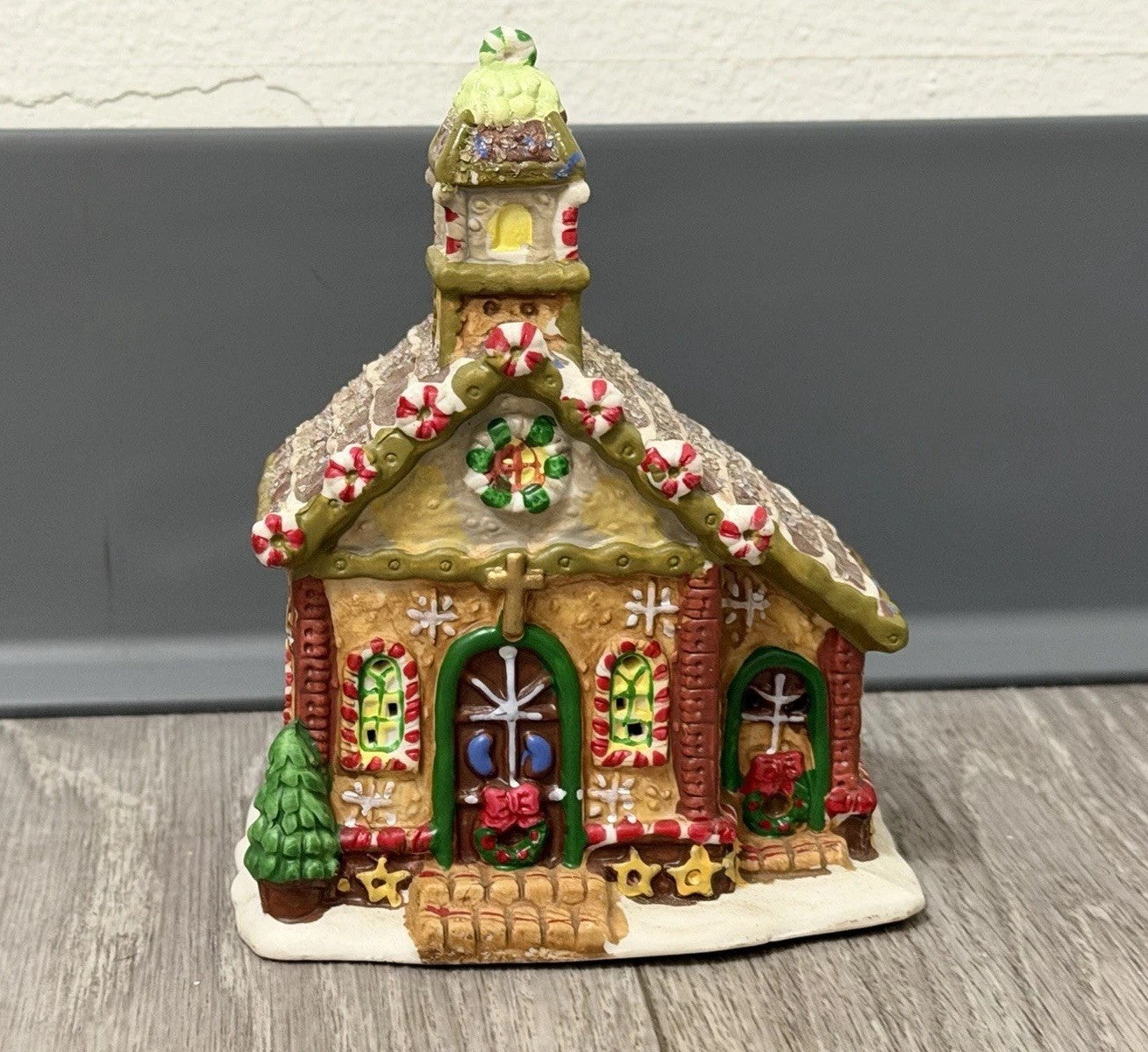 Ginger Frost Lane 2005 Christmas House Church Porcelain Ceramic 5” Tall