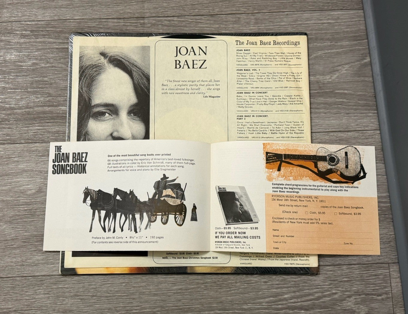 Joan Baez - Noel Vinyl LP