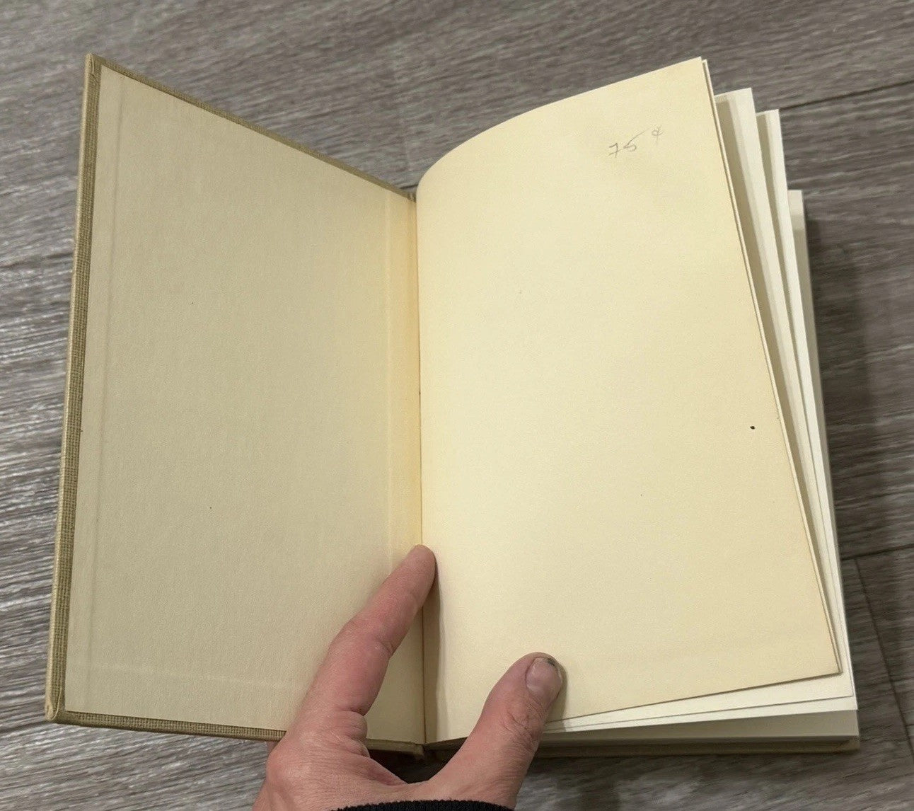The Case Of The Shapely Shadow by Erle Stanley Gardner, 1960